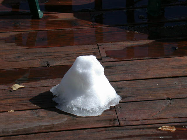 10_snow_ghost